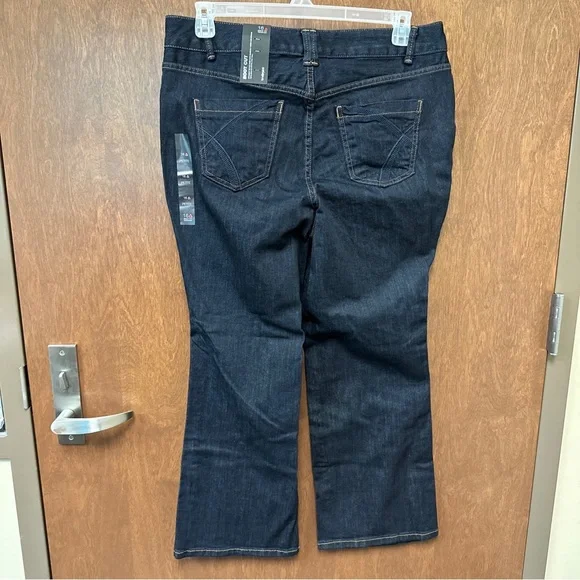 Lane Bryant Boot Cut Jeans - 16P - new with tags - Picture 6 of 10